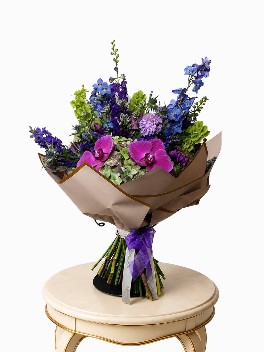 The-Ethereal-Blue-Garden-Bouquet-4