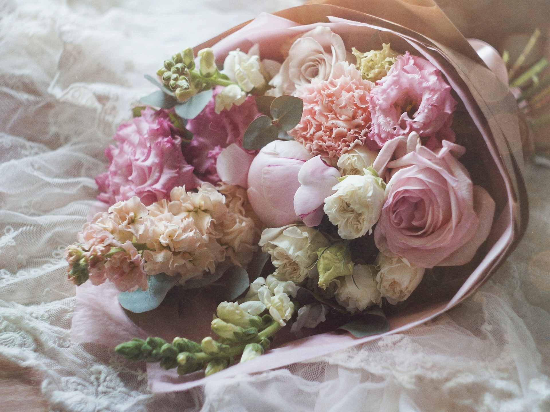 Top 10 Most Popular Flowers in the O.C and Their Meanings