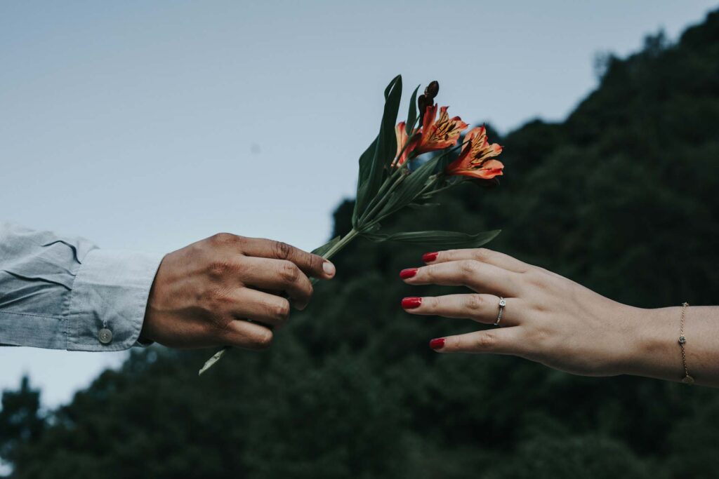 engagement flowers 2026